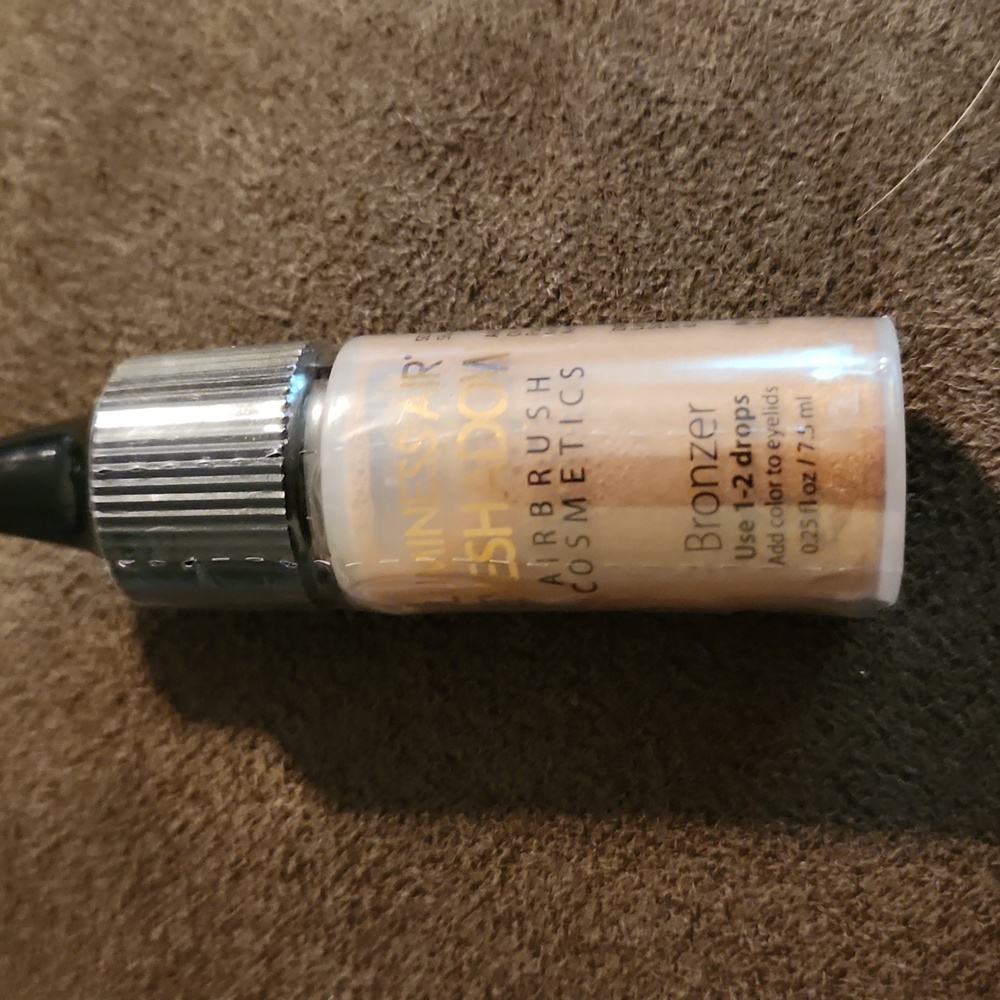 Airbrush Bronzer Eyeshadow